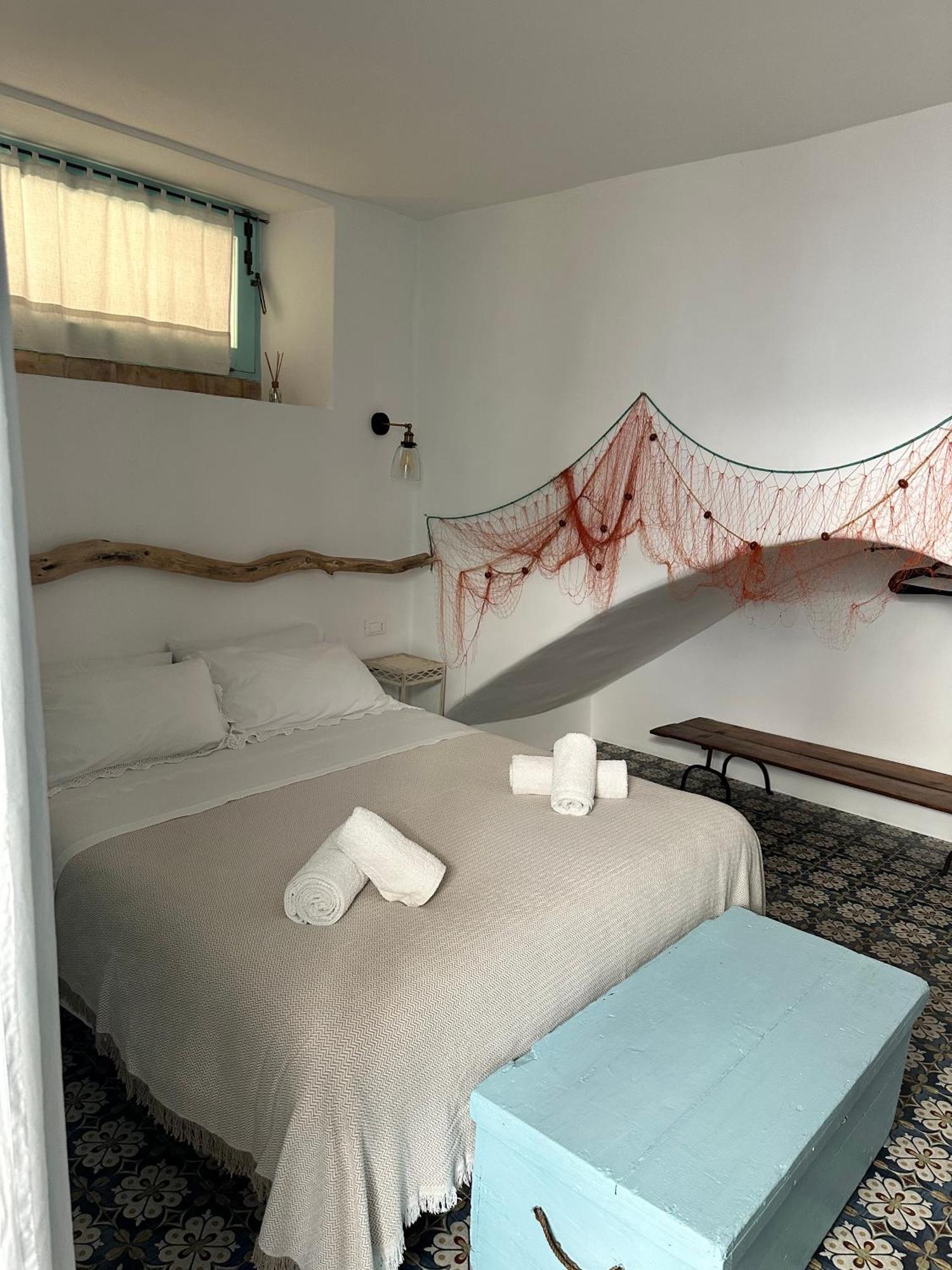 Bed and Breakfast Antica Dimora Santa Marina Salina Exterior foto